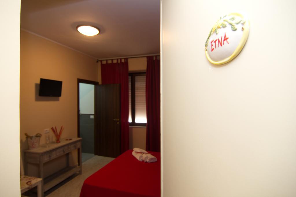 B&B Tifeo Villafranca Tirrena Exteriér fotografie